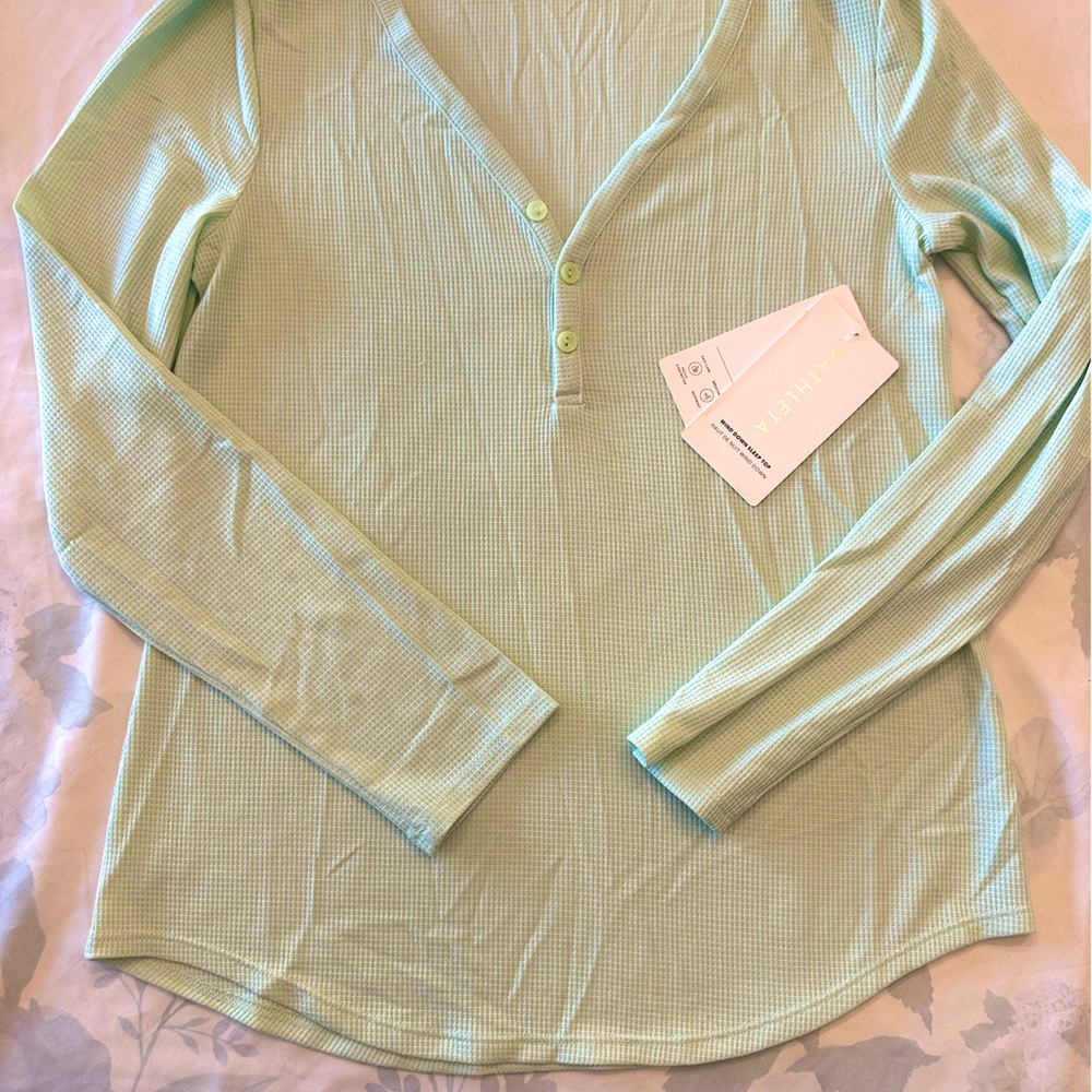 Athleta top